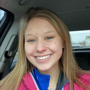 Meet your Posher, Delaney